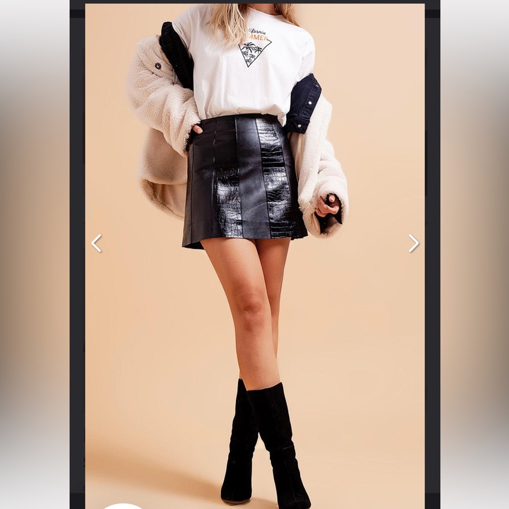 Q2 NWT Women’s Faux Croc and Leather Mini Skirt High Waist Size M